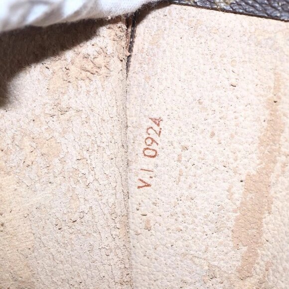 LOUIS VUITTON Monogram Sac Plat Hand Bag - Picture 12 of 16